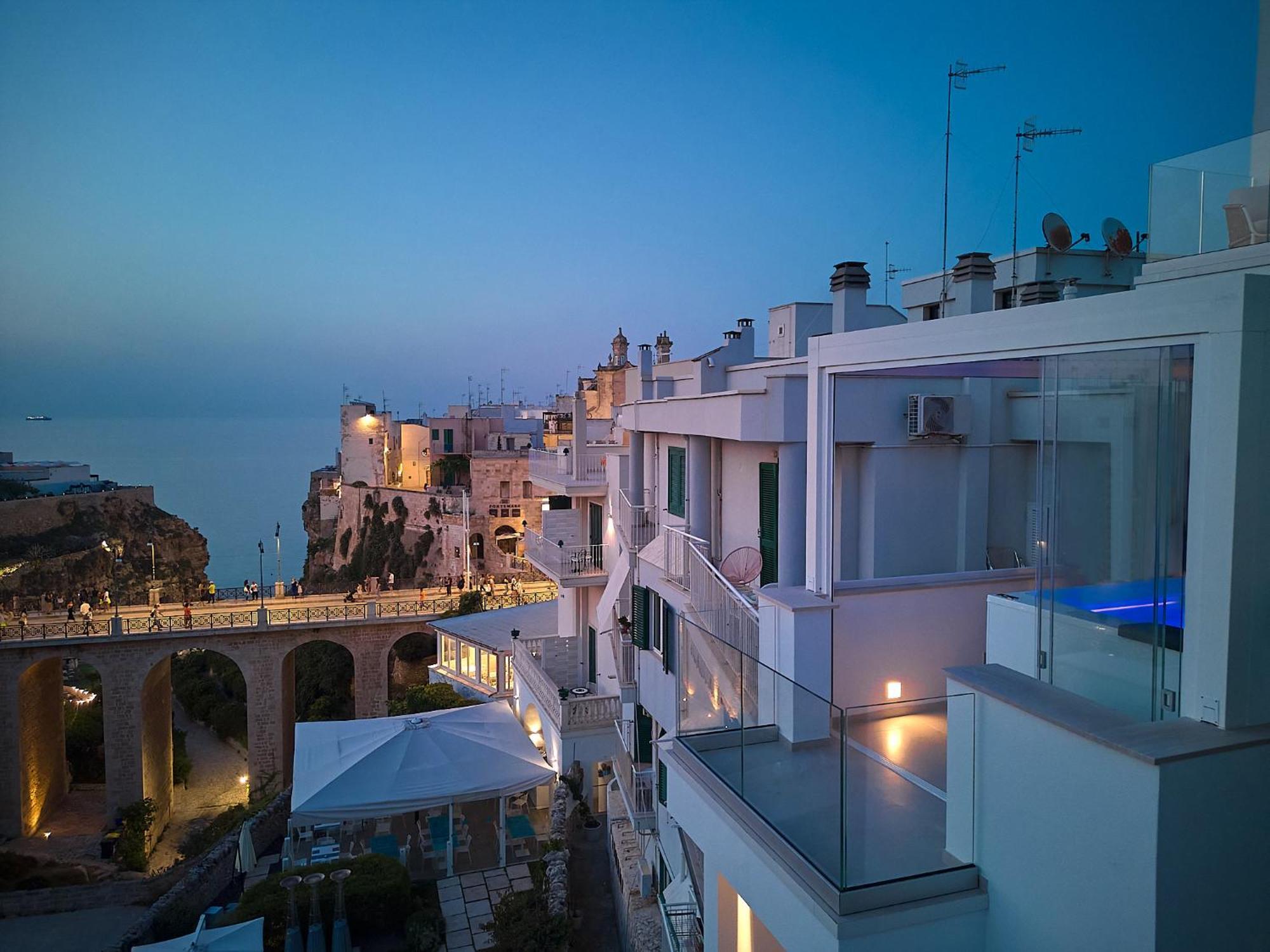 White Coast Hotel Polignano a Mare Kültér fotó